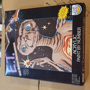 1982 E.t. Extra-Terrestrial Glow In the dark paint by number